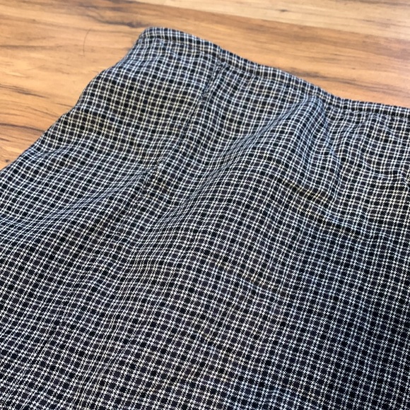 American Eagle Plaid Mini Skirt with Slit - Picture 2 of 2
